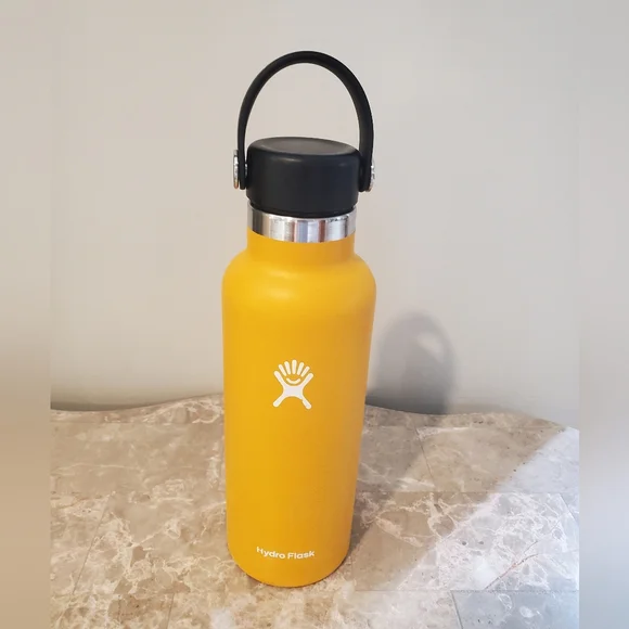 32-ounce wide mouth water bottle hydro flask HYDRO FLASK 32 OZ WIDE MOUTH TRAVEL BOTTLE WITH FLEX CHUG CAP